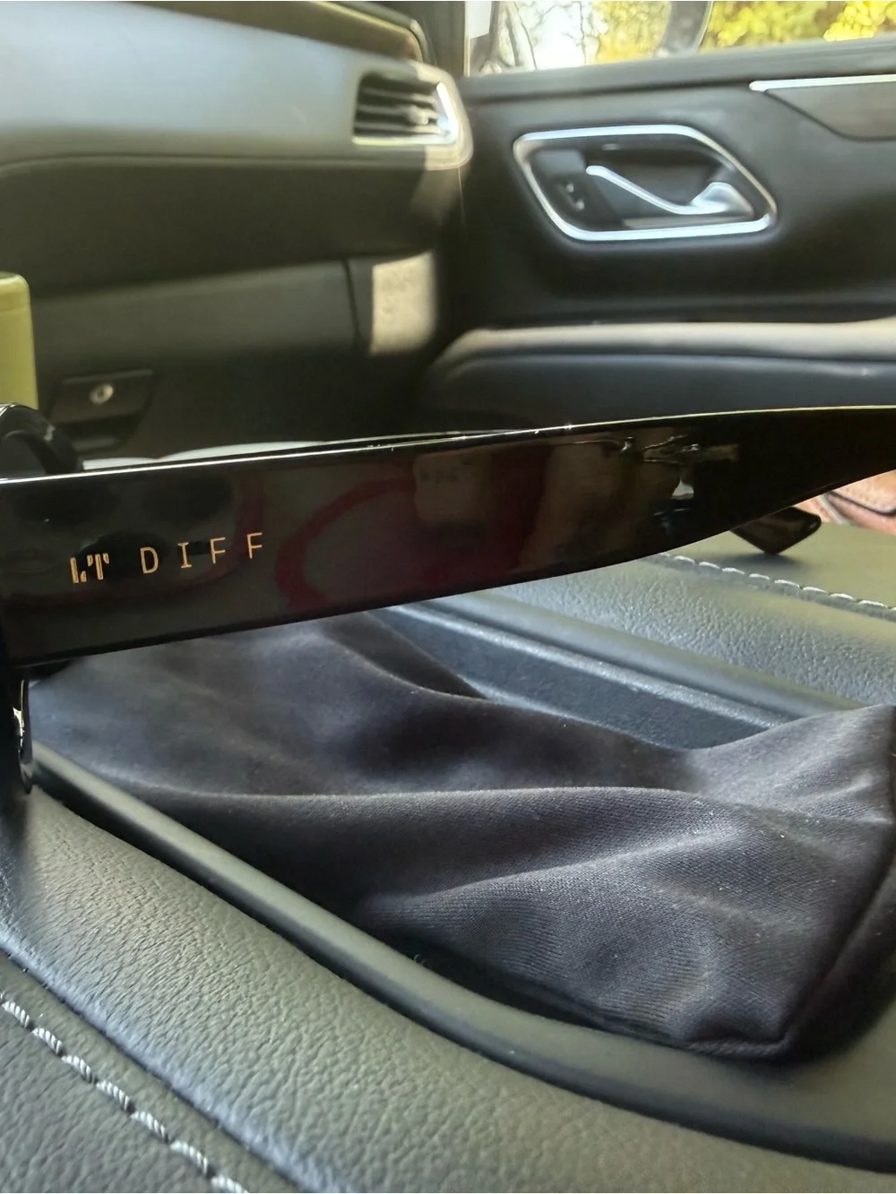 Diff Eyewear Black Oval Women's Sunglasses